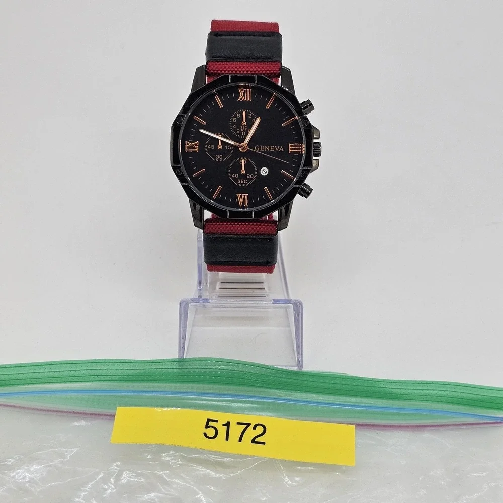 Men's Watch 42MM Black Dial Date Black Red Canvas Band‎ Straps New Battery